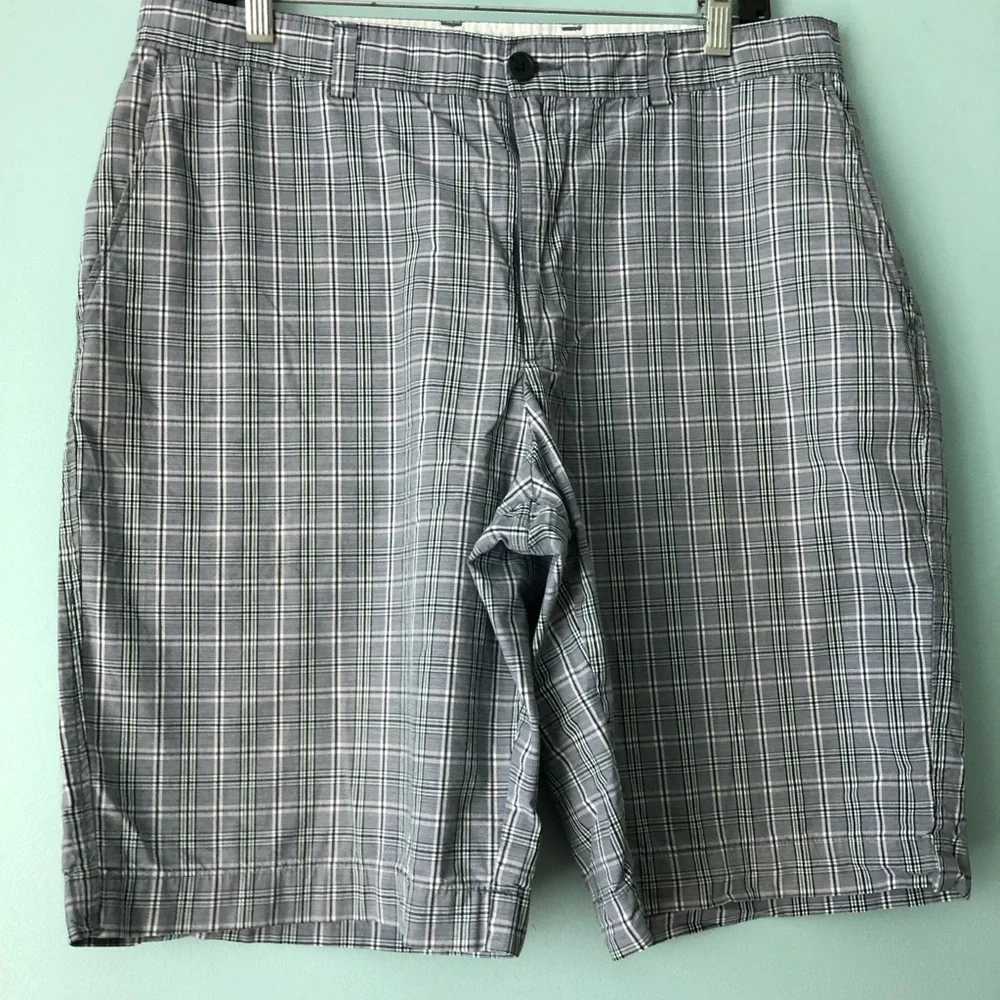 EUC Men's Plaid Shorts